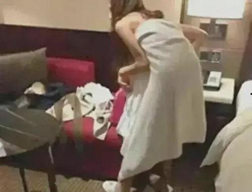 搞笑吃瓜女视频,带你领略欢乐瞬间