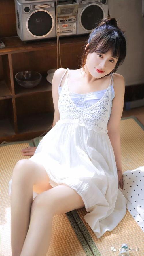 日系写真居家吃瓜,居家悠闲，品味生活之美