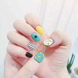 做美甲聊天吃瓜,揭秘美甲界的八卦风云 第2张 做美甲聊天吃瓜,揭秘美甲界的八卦风云 第2张