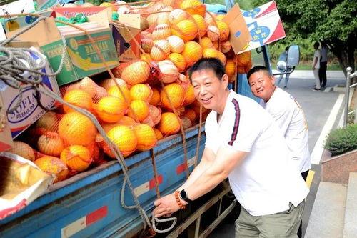 凤阳吃瓜事件  第1张