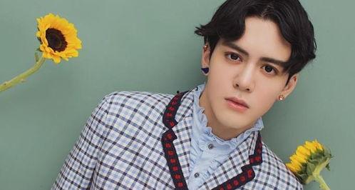 15万少爷吃瓜,一场跨越阶层的美食盛宴 第3张 15万少爷吃瓜,一场跨越阶层的美食盛宴 第3张