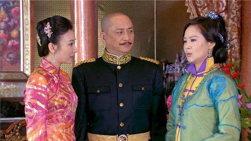 姨太太吃瓜,揭秘宫廷秘闻与权谋斗争  第3张