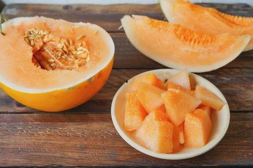 蜜瓜春天吃,春季蜜瓜的甜蜜诱惑  第2张