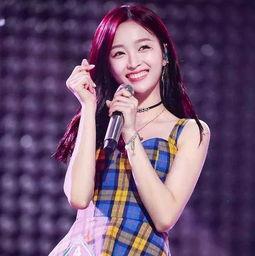 何晶晶吃瓜,揭秘娱乐圈幕后真相  第2张